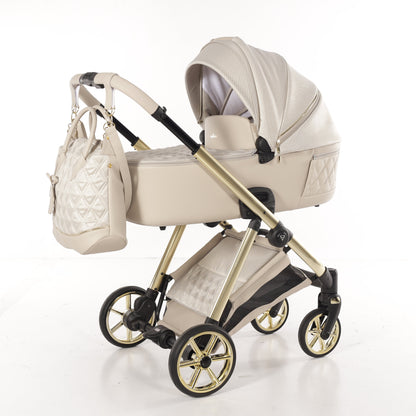 Junama Diamond Ellegante Lamé Kombi-Kinderwagen
- BEIGE / GOLD