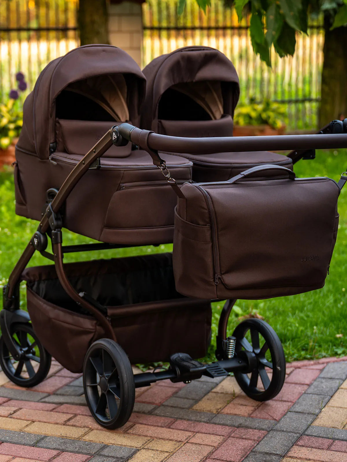 Zwillings-/Geschwisterwagen JUNAMA DUO V4 - Chocolate