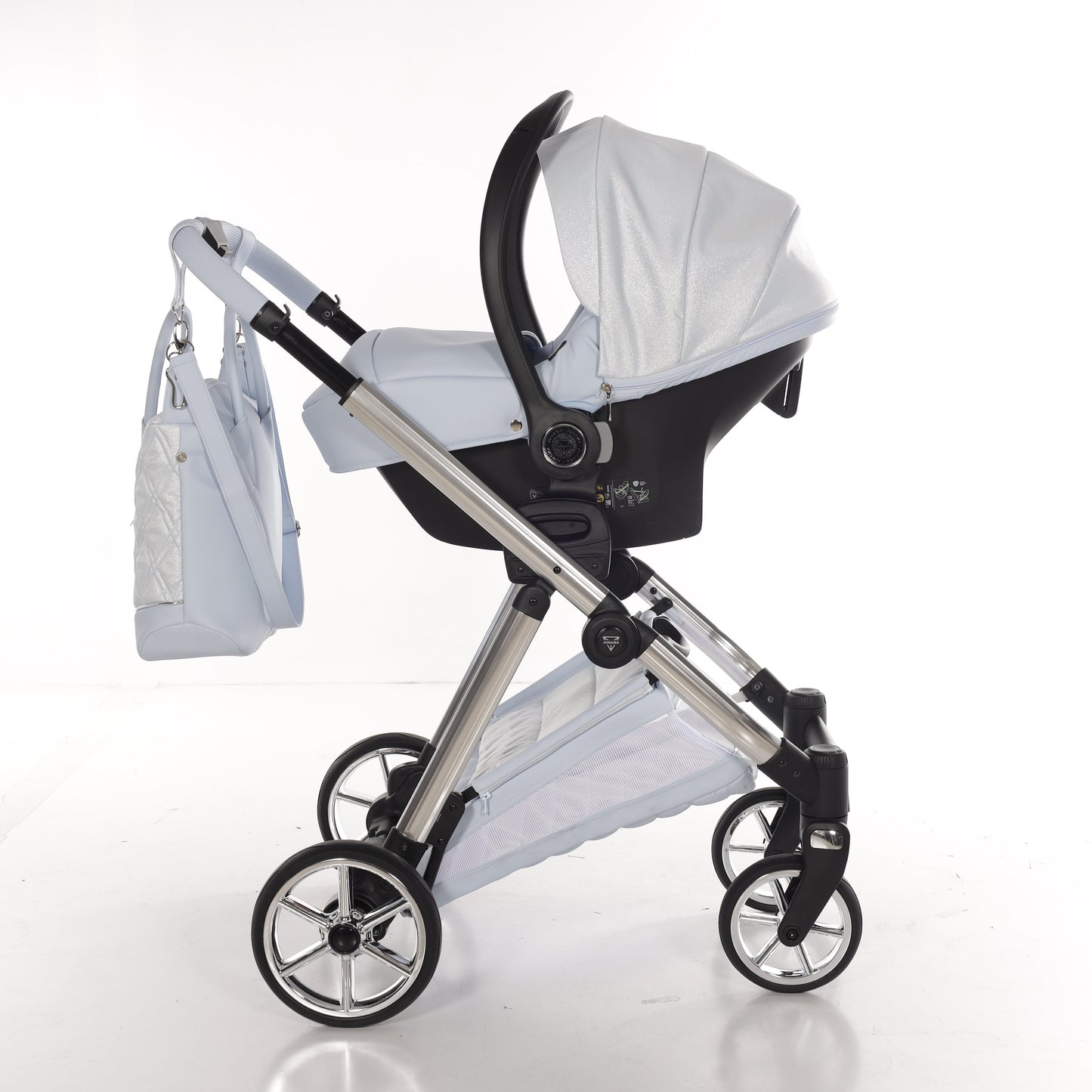 Junama Diamond Ellegante Lamé Kombi-Kinderwagen
- BABYBLUE