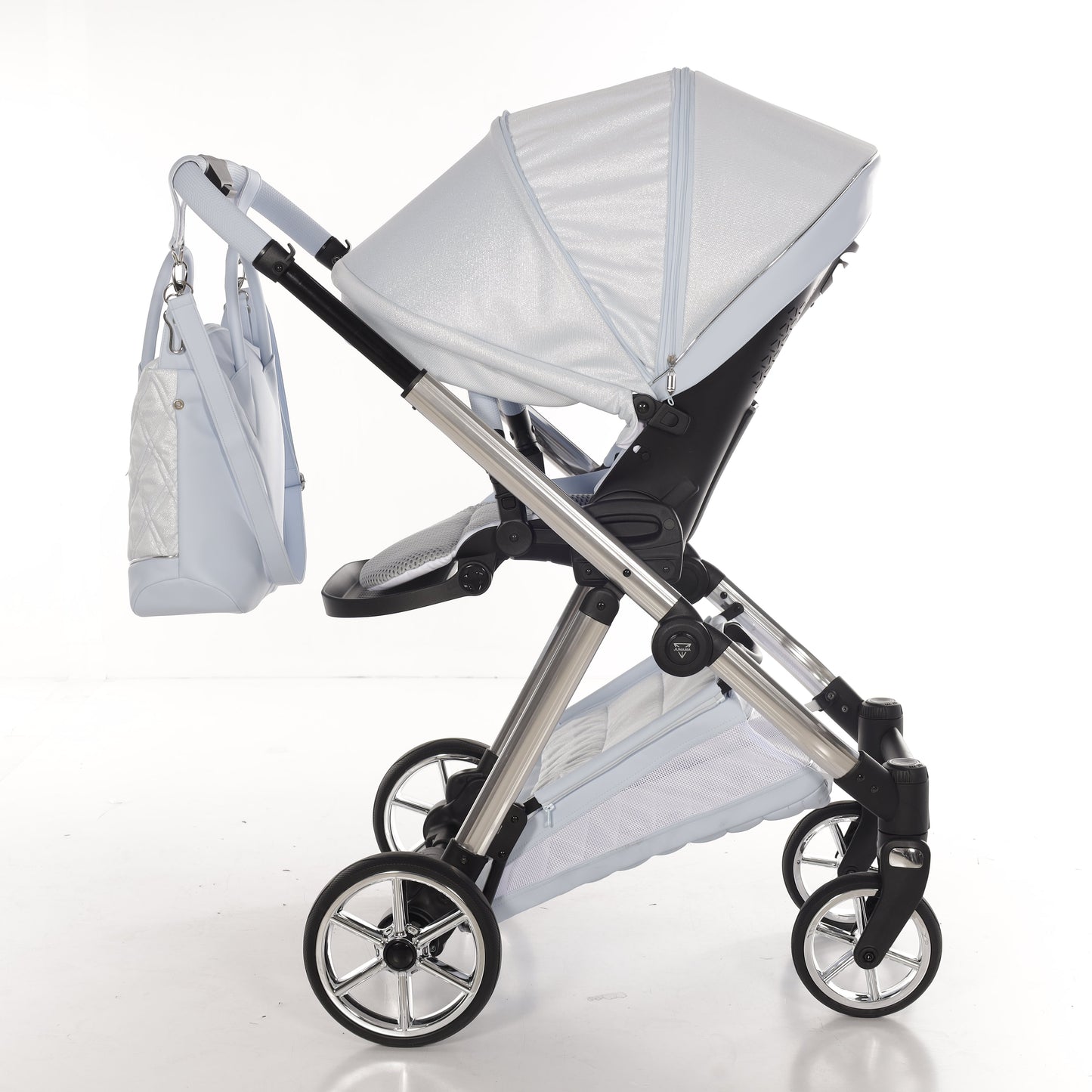 Junama Diamond Ellegante Lamé Kombi-Kinderwagen
- BABYBLUE